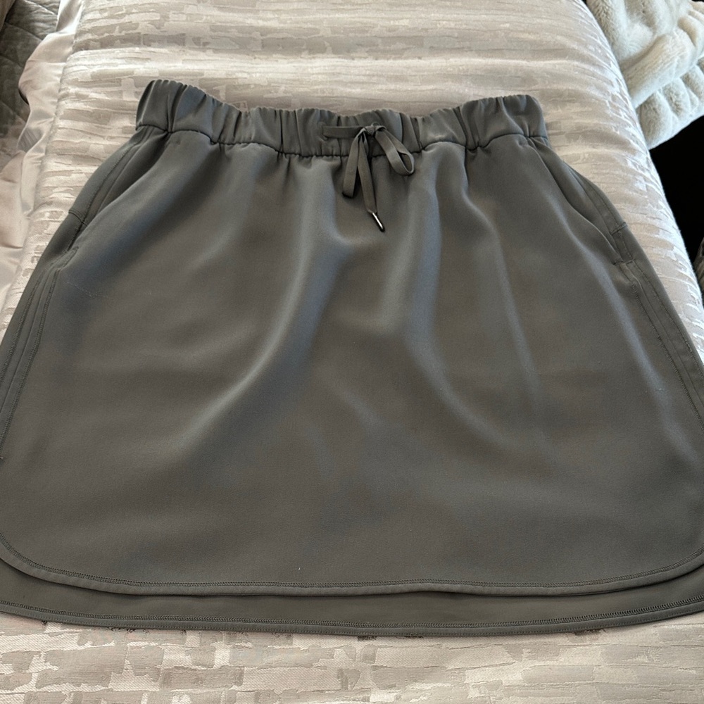 Lululemon Athletica Charcoal Mini Skirt